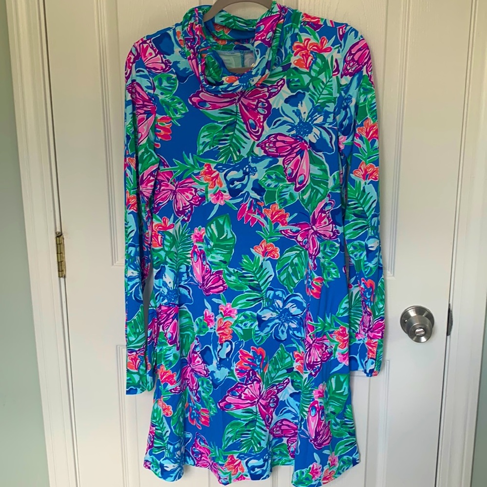 Lilly Pulitzer dress, size medium. Long sleeve & lightweight. Neck can be a mask